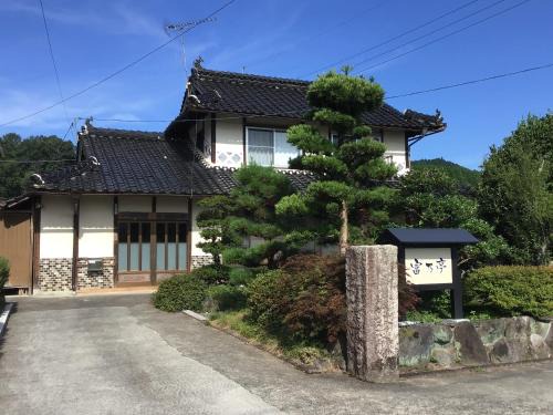 Maniwa Villa | 富乃亭