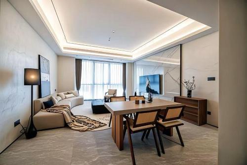 Yuzhong Apartment | 故渝里两室两卫