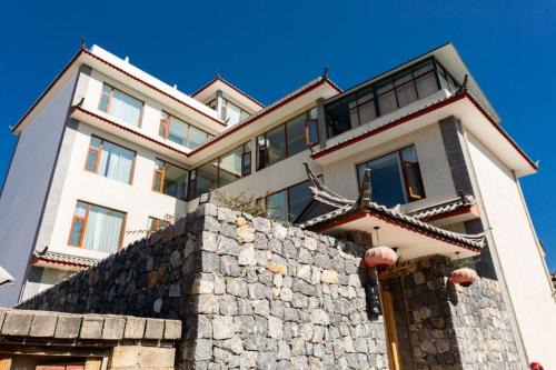 Gucheng Hotel | 行也慕山下客栈