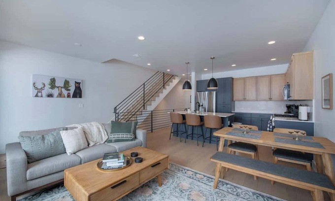 Crested Butte South House | 1,750sq 3BR! 2 Car Heated Garage + King Master CB1