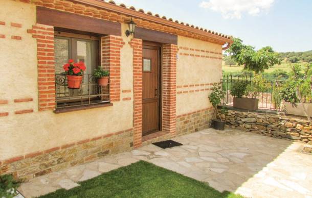 Aldeanueva de la Sierra House | 1 bedroom accommodation in Aldeanue. de la Sierra