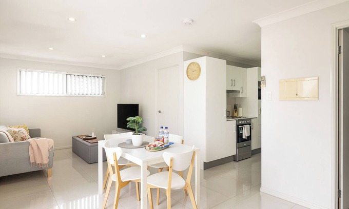 Rocklea Apartment | 1 Bdr Apt! Garage! Balcony! GST Credits! 118D1