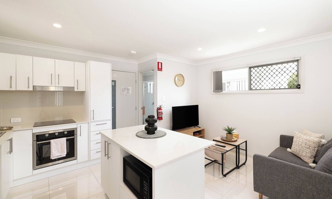 Rocklea Apartment | 1 Bdr Apt! GST Credits! Undercover Parking! 535AF1