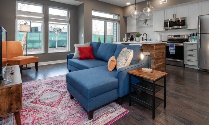 Ohio City Condo | 1 Bed, 1 Bath Condo Minutes from Downtown! E5