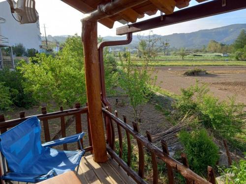 Coja House | 1 bed House - Sleeps 4 - Balcony - Mtn View