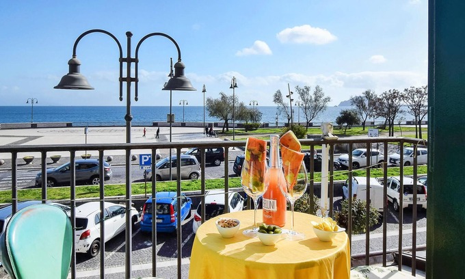 Pozzuoli Apartment | 1 bedroom accommodation in Pozzuoli