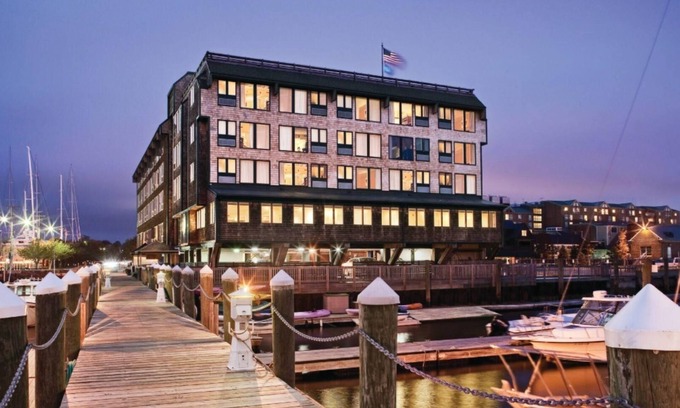 The Point Resort | 1 Bedroom Nautical New England Escape At Wyndham Inn on Long Wharf