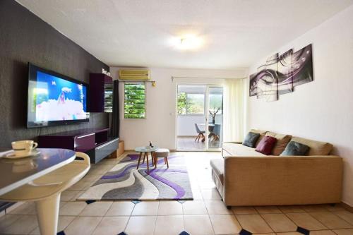 Concordia Apartment | 1 Bedroom with pool - Close to DownTown Marigot
