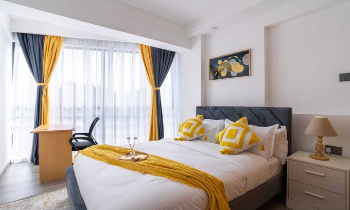 Kileleshwa Apartment | 1 Br apartment in kileleshwa (Nairobi) with Gym/Fast Wifi/5 mins to Yaya Centre
