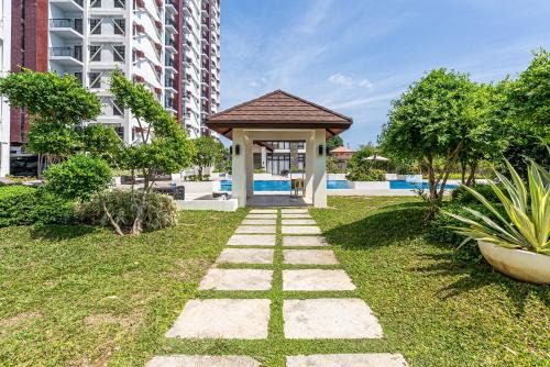 Basak Apartment | 1-Br Chic Condo Near Airport 2-7 pax