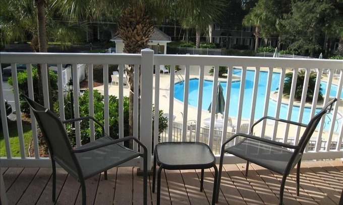 Demere Park Condo | 1 BR OceanWalk- Spectacular View of Pool! Very Clean- Near Ocean/Pier