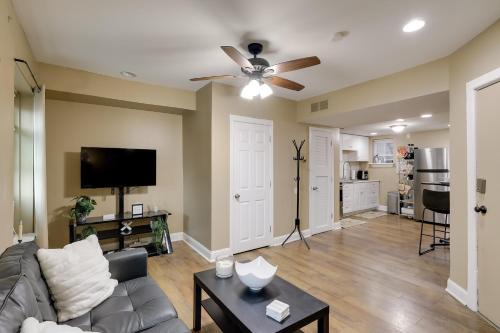 Wilmington House | 1 Mi to Dtwn Wilmington Convenient and Cozy Home!