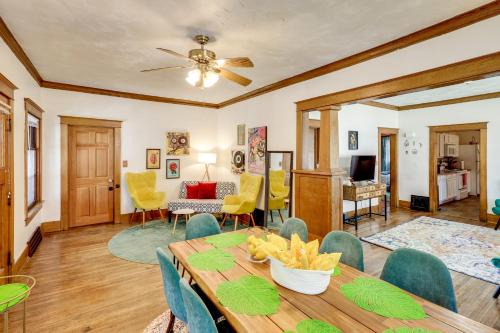 Lincoln House | 1 Mi to UNL Group Getaway with Game Area
