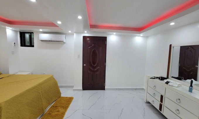 Lope De Vega Apartment | 1 minute from the Sirena market, from the Lopez de Vega. In piantini.