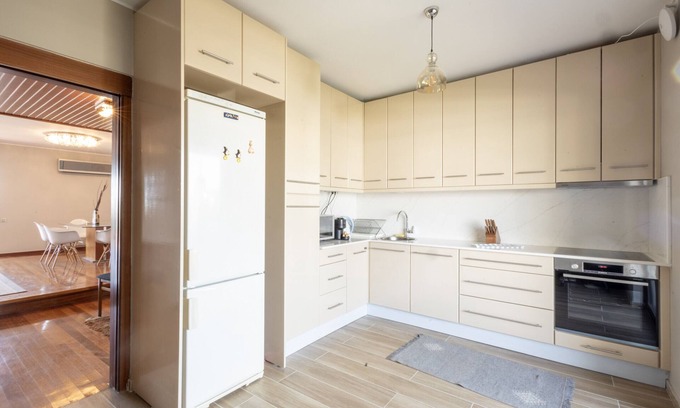Voula Apartment | 1 Ocean Breeze 3 Bedroom with Shared Pool