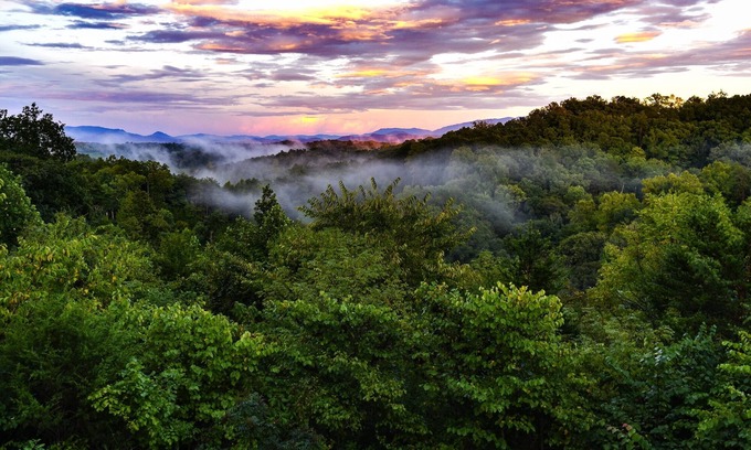 Sevierville Cabin | 1 of A Kind Log Cabin, Incredible 360 Views, Completely Private, HotTub, Firepit