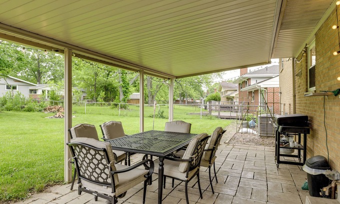 Finneytown House | 10 Mi to Dtwn Cincinnati: Home w/Patio & Yard!