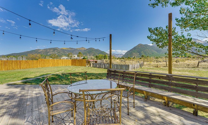 Arroyo Seco House | 10 Mi to Taos Ski Valley: Mtn-View Duplex w/Deck!