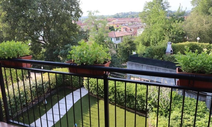 Salionze Apartment | 10 min to Gardaland free Wifi & Clima
