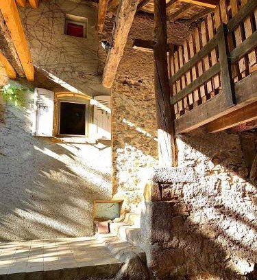 Saint-Romain-de-Popey House | 100 m² House ∙ 2 bedrooms ∙ 4 guests