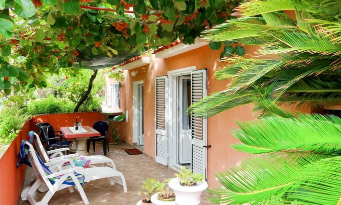 Rab Apartment | 100 m² Apartment ∙ 3 bedrooms ∙ 6 guests