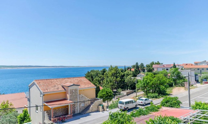 Starigrad Apartment | 100 m² Apartment ∙ 3 bedrooms ∙ 6 guests