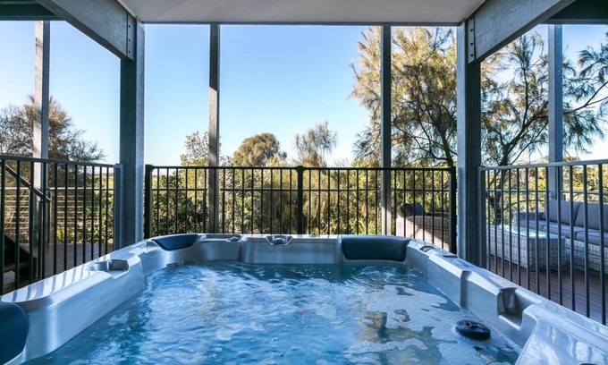 St. Andrews Beach House | 100 m² House ∙ 4 bedrooms ∙ 8 guests