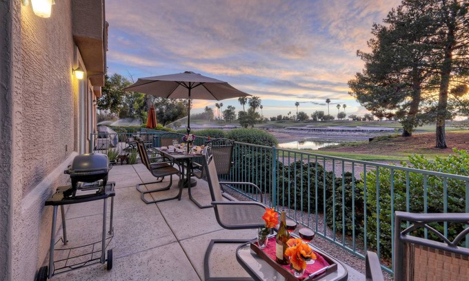Superstition Springs Condo | 100 m² Condo ∙ 2 bedrooms ∙ 4 guests