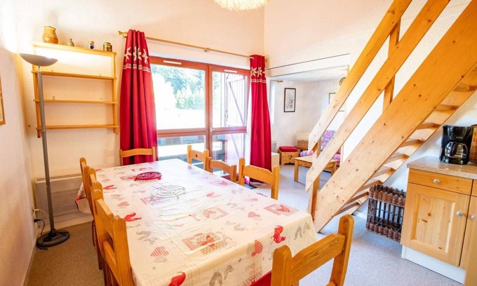 Villarodin-Bourget Apartment | 100m from ski slopes, 2nd floor, balcony, parking, tv, ski locker, 47m², La Norma