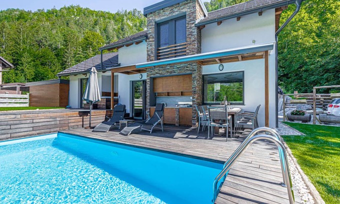 Gozd Martuljek Villa | 101 m² Villa ∙ 3 bedrooms ∙ 8 guests