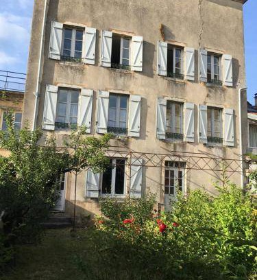 Arbois Apartment | 106 m² Apartment ∙ 3 bedrooms ∙ 6 guests