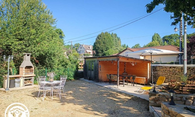 Latronquiere House | 107 m² Gîte ∙ 3 bedrooms ∙ 6 guests