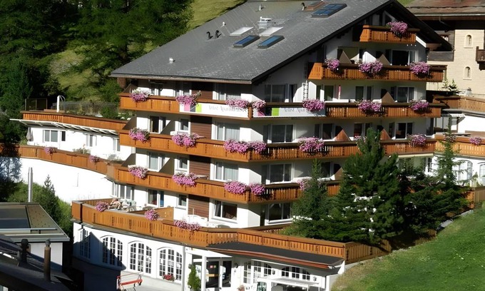 Zermatt Apartment | 108 m² Serviced apartment ∙ 3 bedrooms ∙ 7 guests