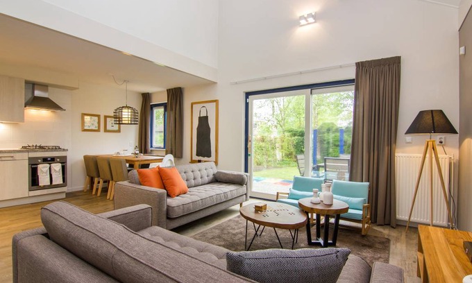 Julianadorp Villa | 108 m² Villa ∙ 3 bedrooms ∙ 6 guests