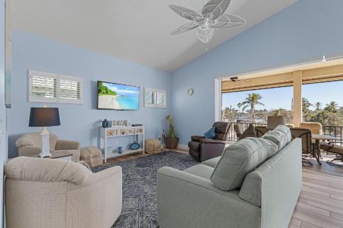 Mid Island House | 109 Gulfview Avenue - Beautiful Private Pool Home Mid Island home