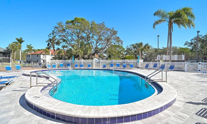 Trailer Estates Condo | 109 m² Condo ∙ 2 bedrooms ∙ 6 guests