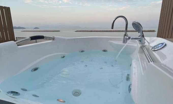 Sanuki Resort | 109 m² Resort ∙ 2 bedrooms ∙ 6 guests