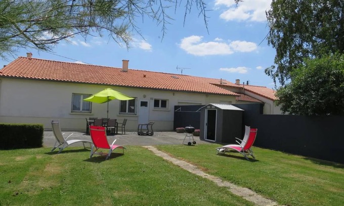 Saint-Georges-des-Gardes House | 112 m² House ∙ 3 bedrooms ∙ 6 guests