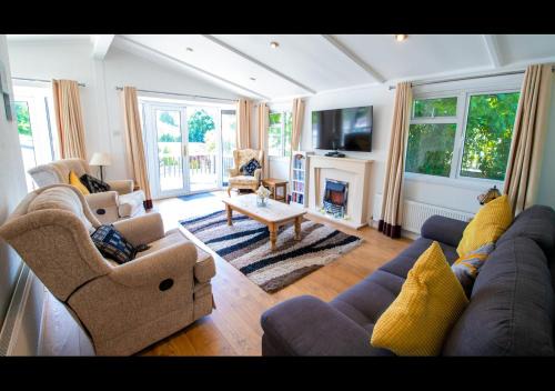 Hastings Resort | 11 The Oaks - Lodge - Coghurst Hall - Hastings