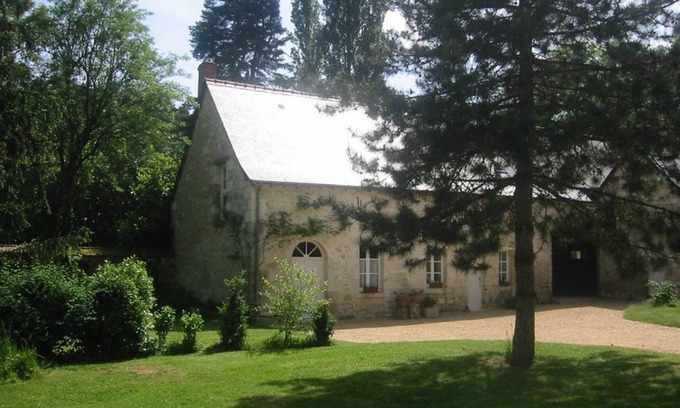 Saint-Benoit-la-Foret Cottage | 110 m² Cabin ∙ 3 bedrooms ∙ 6 guests