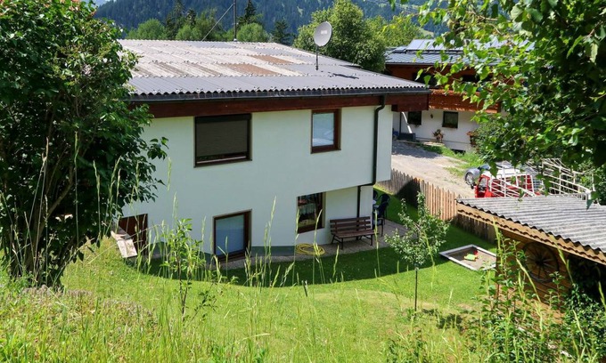 Tobadill Apartment | 110 m² Apartment ∙ 4 bedrooms ∙ 9 guests