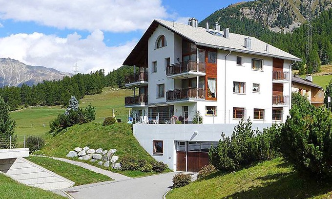 Pontresina Apartment | 110 m² Apartment ∙ 2 bedrooms ∙ 4 guests