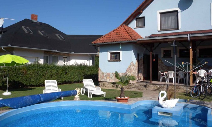 Balatonmariafurdo House | 112 m² House ∙ 3 bedrooms ∙ 8 guests