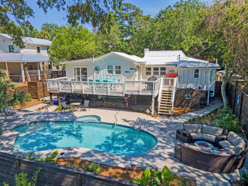 Folly Beach House | 116 E Hudson - Heaven's Folly - Private Pool - Central Location