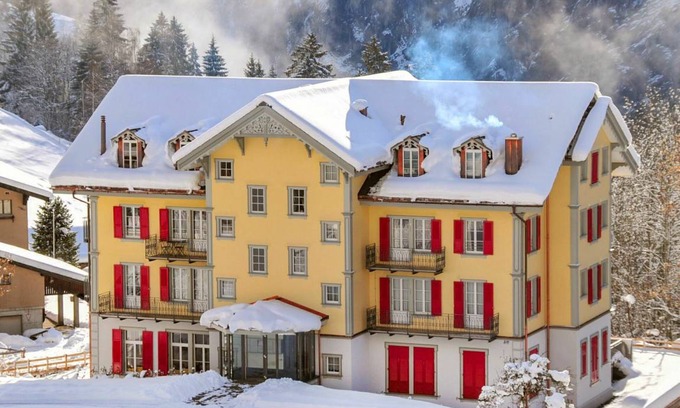 Wengen Apartment | 117 m² Apartment ∙ 2 bedrooms ∙ 4 guests