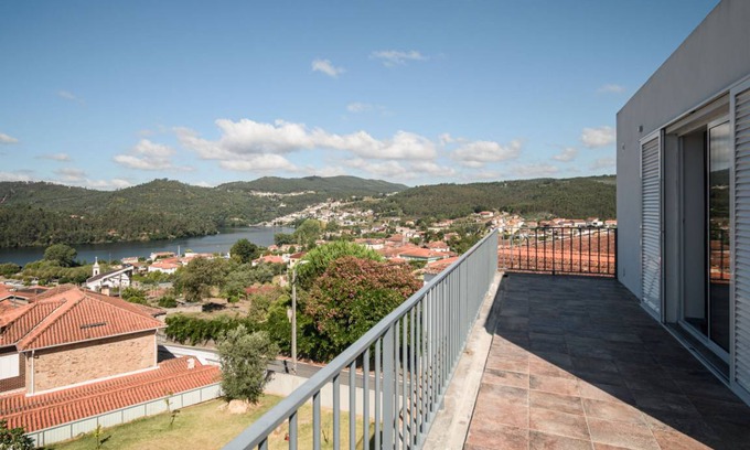 Melres House | 119 m² House ∙ 1 bedroom ∙ 6 guests