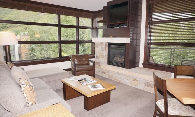 Snowmass Village Hotel | 120 Carriage Way #2205 (203157-9419) - 2 Br Condo