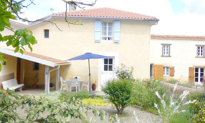 Lacrabe House | 120 m² Gîte ∙ 3 bedrooms ∙ 5 guests