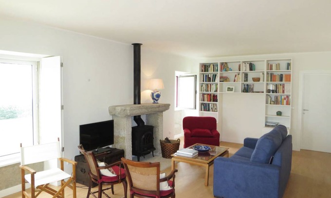 Castelo do Neiva House | 120 m² House ∙ 1 bedroom ∙ 6 guests