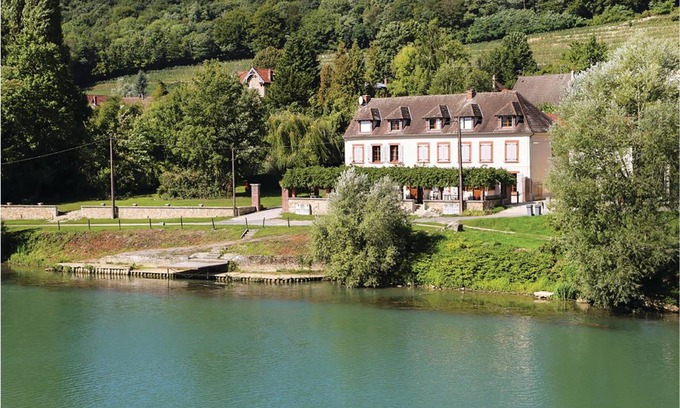 Jaulgonne House | 120 m² House ∙ 3 bedrooms ∙ 5 guests